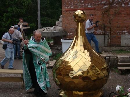 Освящение купола и креста колокольни Никольского собора г. Стерлитамака