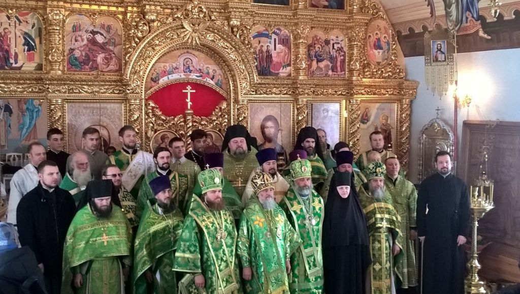 Митр.Никон возглавил освящение храма св.бл.Варвары и Архиерейский совет Митрополии