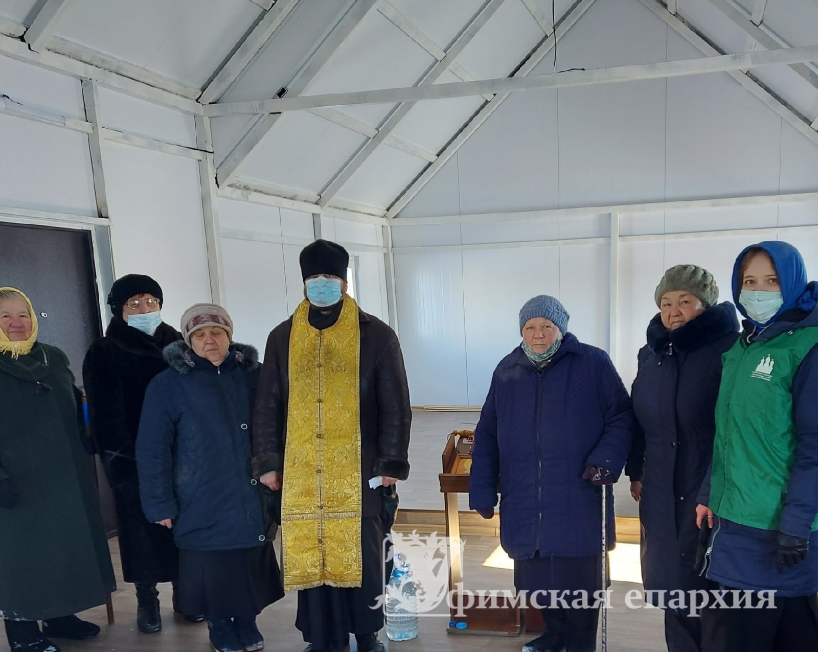Первое богослужение в новом храме с. Николаевка Стерлитамакского р-на: фото 3