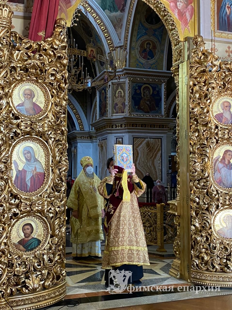 Служение митр.Никона в праздник св. равноап. вел. кн. Владимира и День Крещения Руси: фото 3