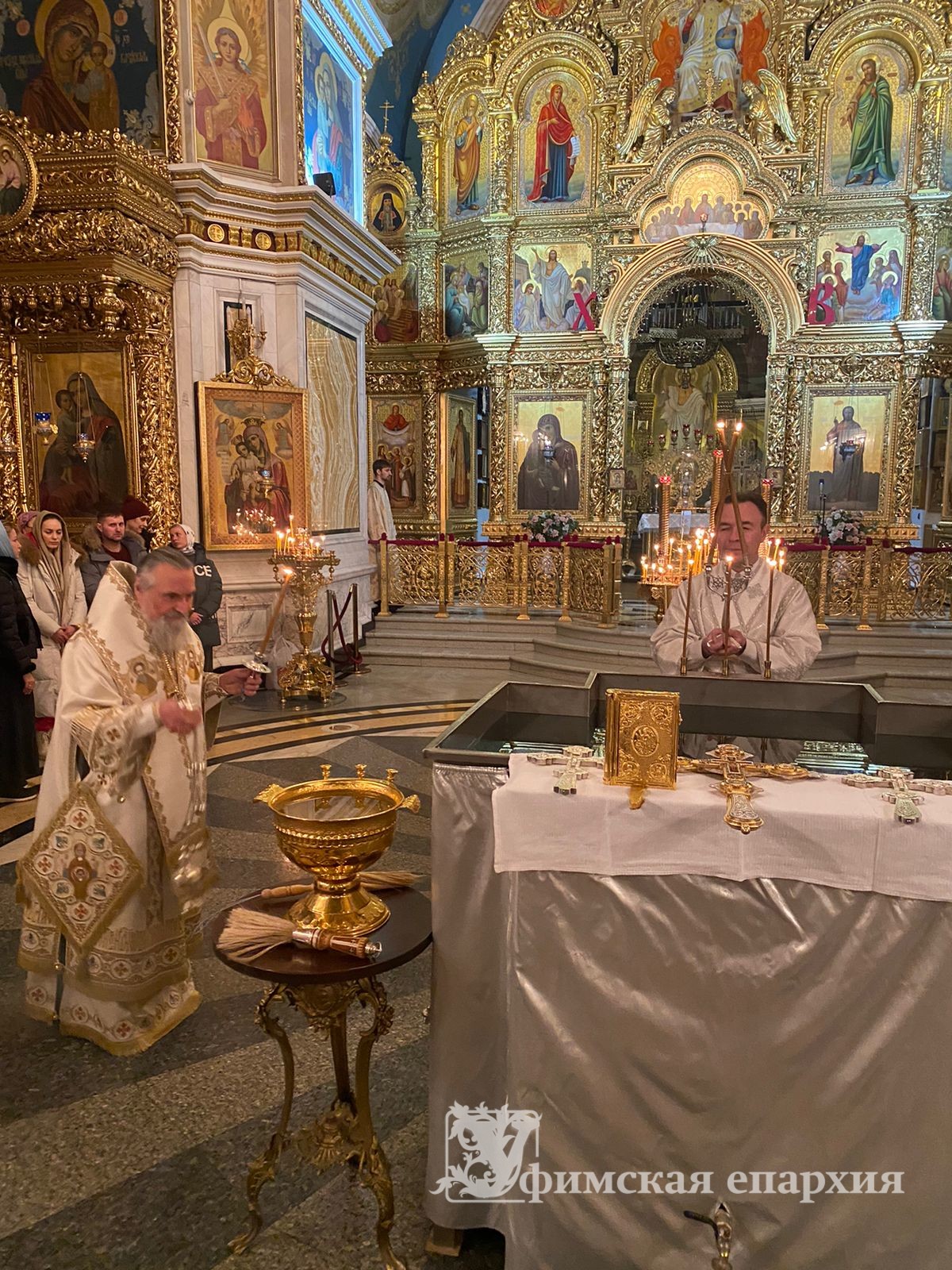 Служение митр.Никона в праздник Крещения Господа Бога и Спаса нашего Иисуса Христа: фото 7