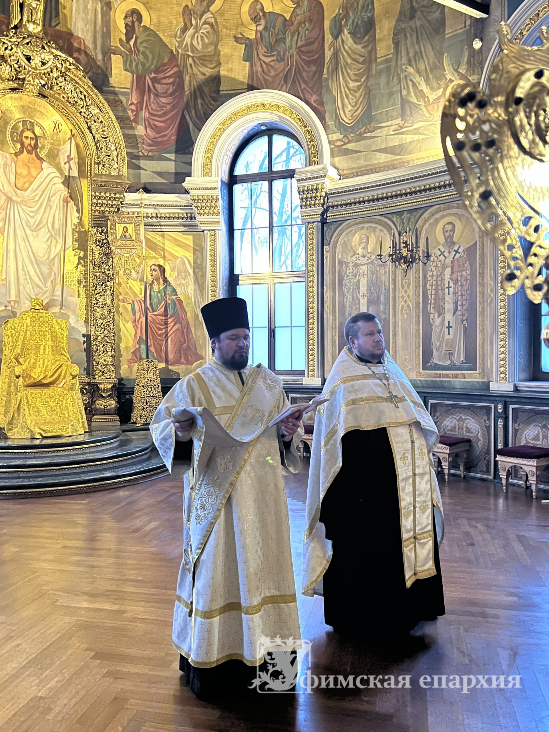 Митрополит Никон возглавил Акафист Крещению Господню: фото 1