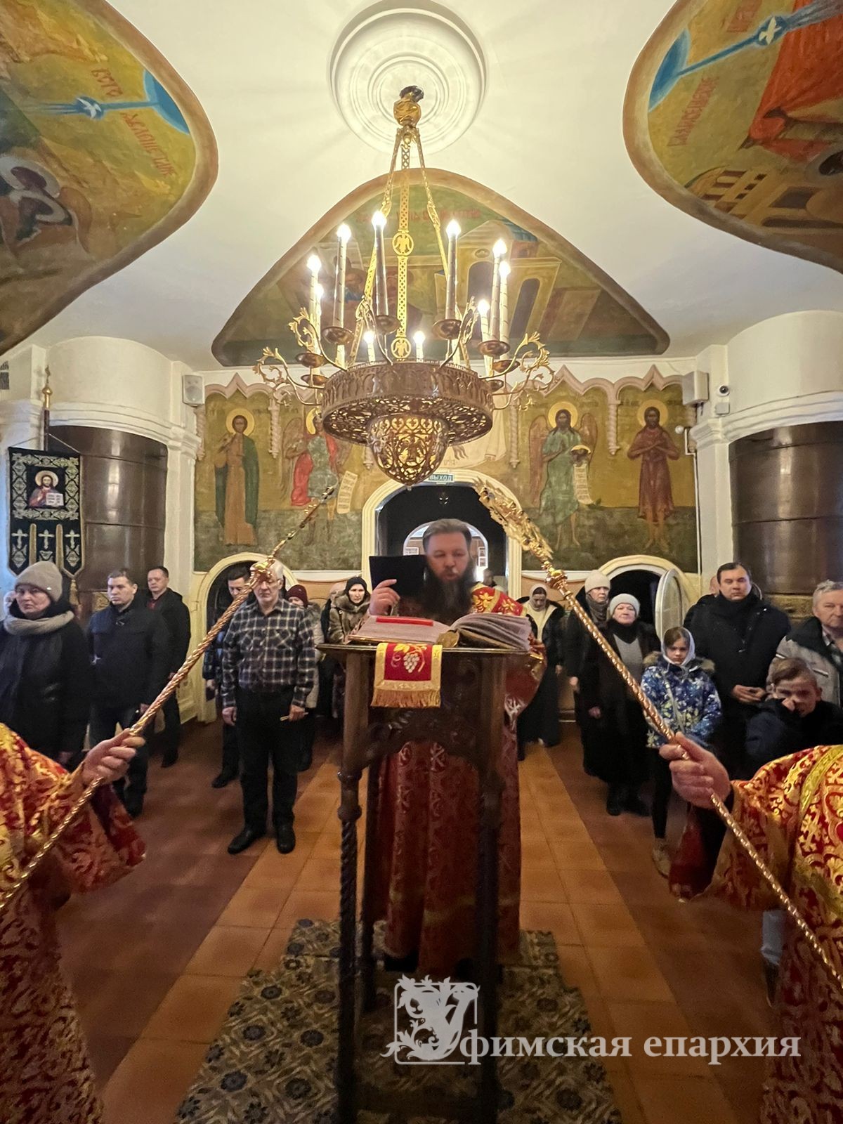 Служение митрополита Никона в Неделю 36-ю по Пятидесятнице и день священномученика Игнатия Богоносца: фото 3