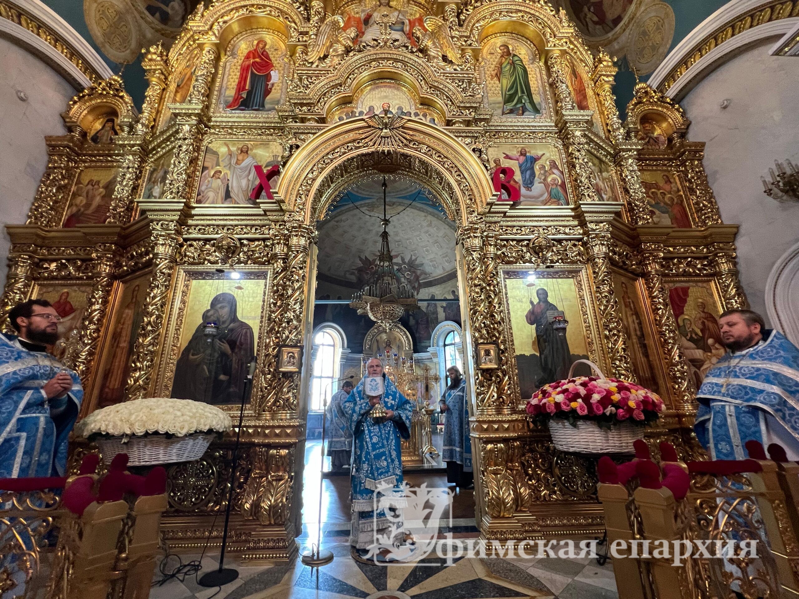 Служение митрополита Никона в праздник Успения Пресвятой Богородицы: фото 9