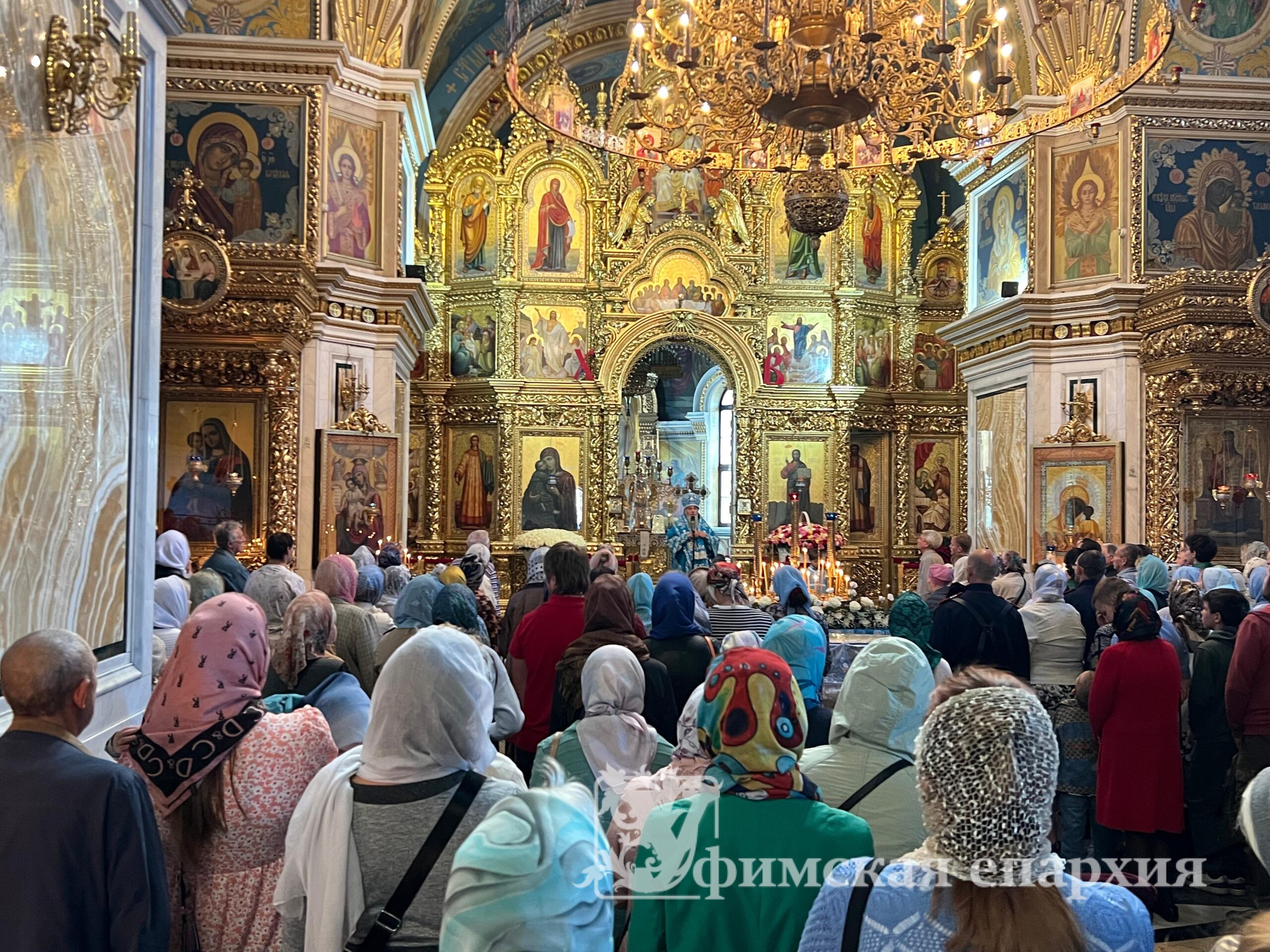 Служение митрополита Никона в праздник Успения Пресвятой Богородицы: фото 13