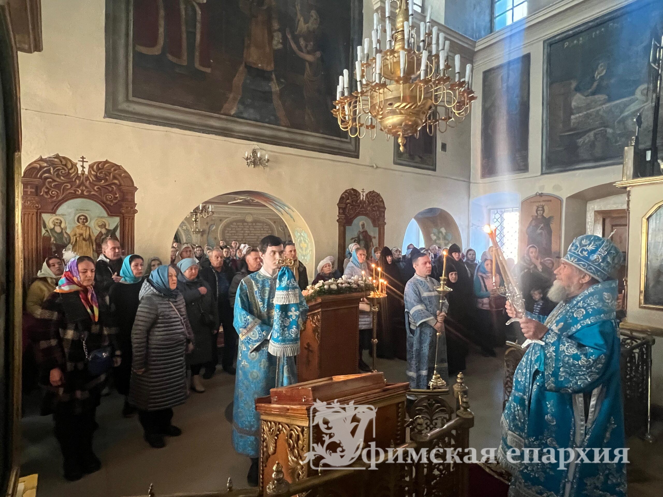 Служение митрополита Никона в великий праздник Покрова Пресвятой Богородицы: фото 5