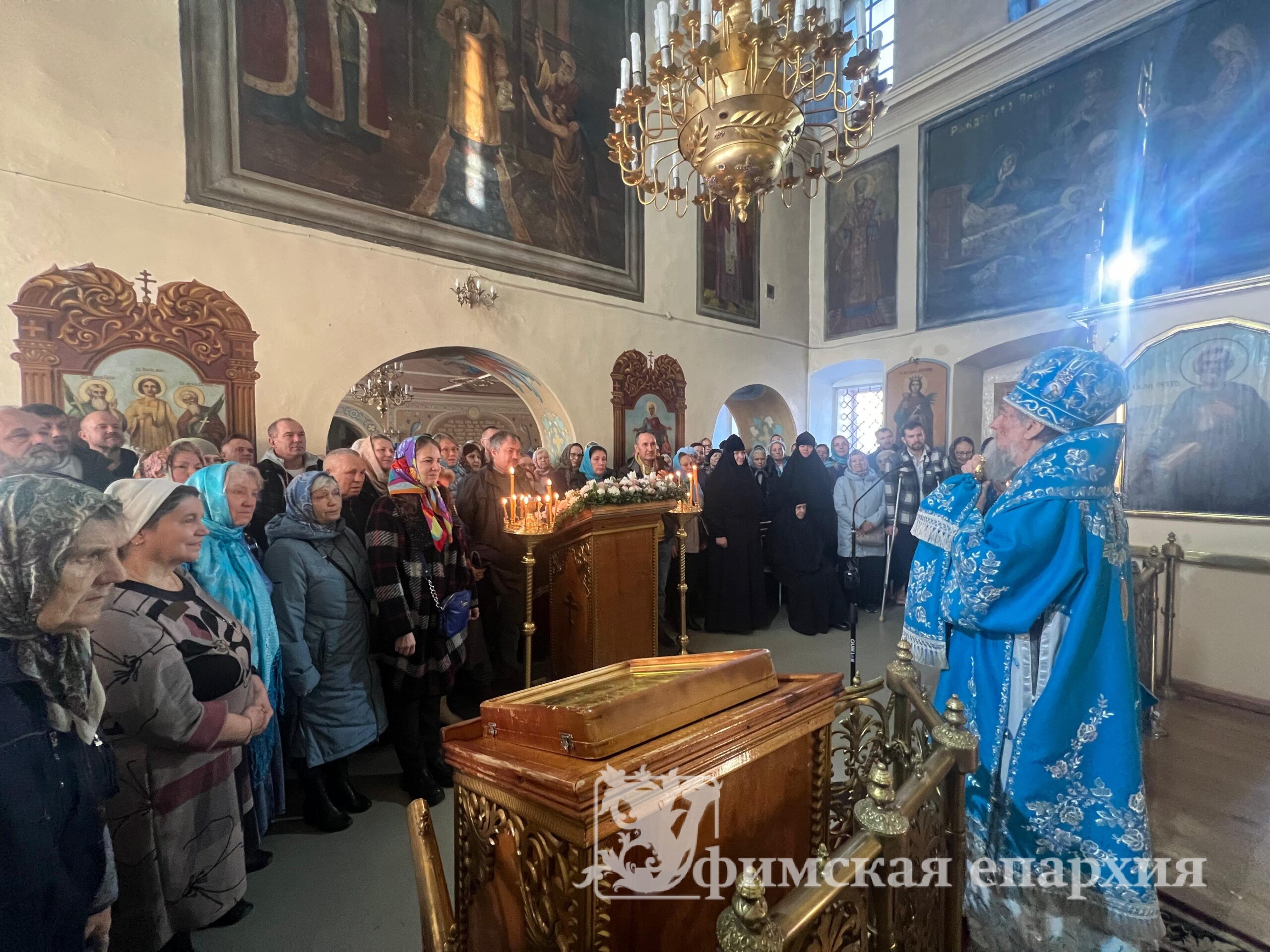 Служение митрополита Никона в великий праздник Покрова Пресвятой Богородицы: фото 8
