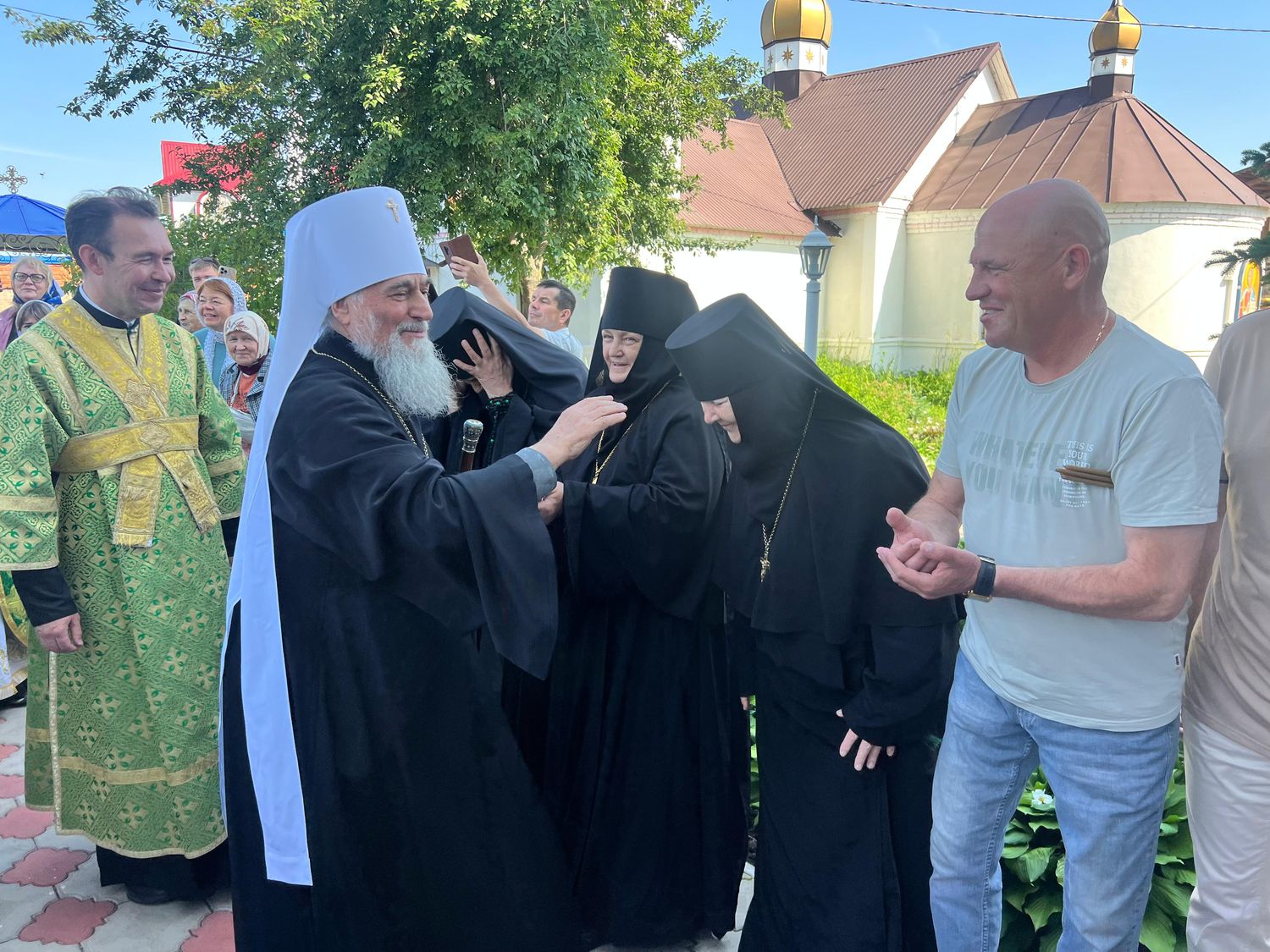 Архиерейское богослужение в День Святого Духа: фото 6