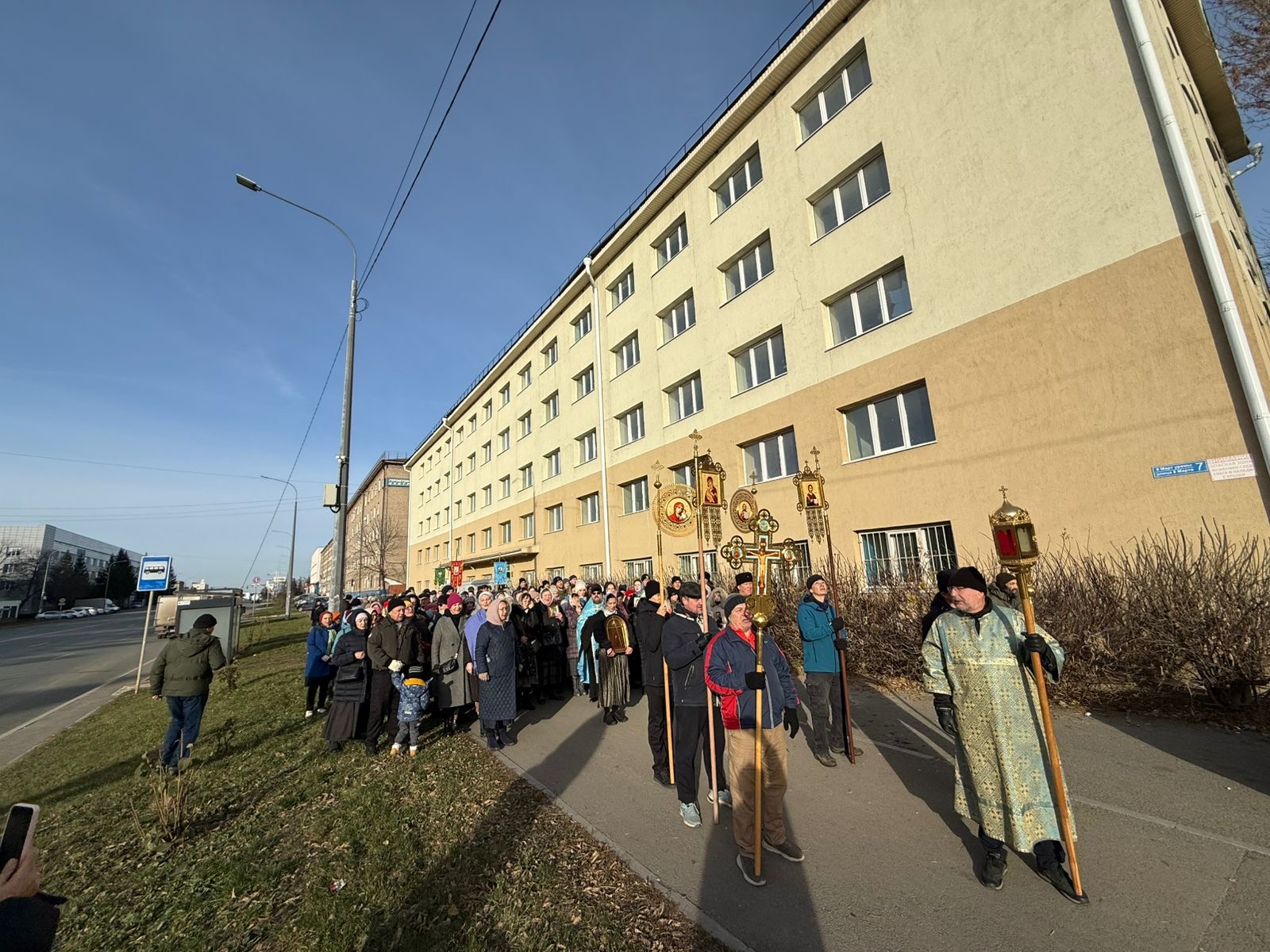 В Уфе состоялся Крестный ход в честь Казанской иконы Божией Матери и Дня народного единства: фото 4