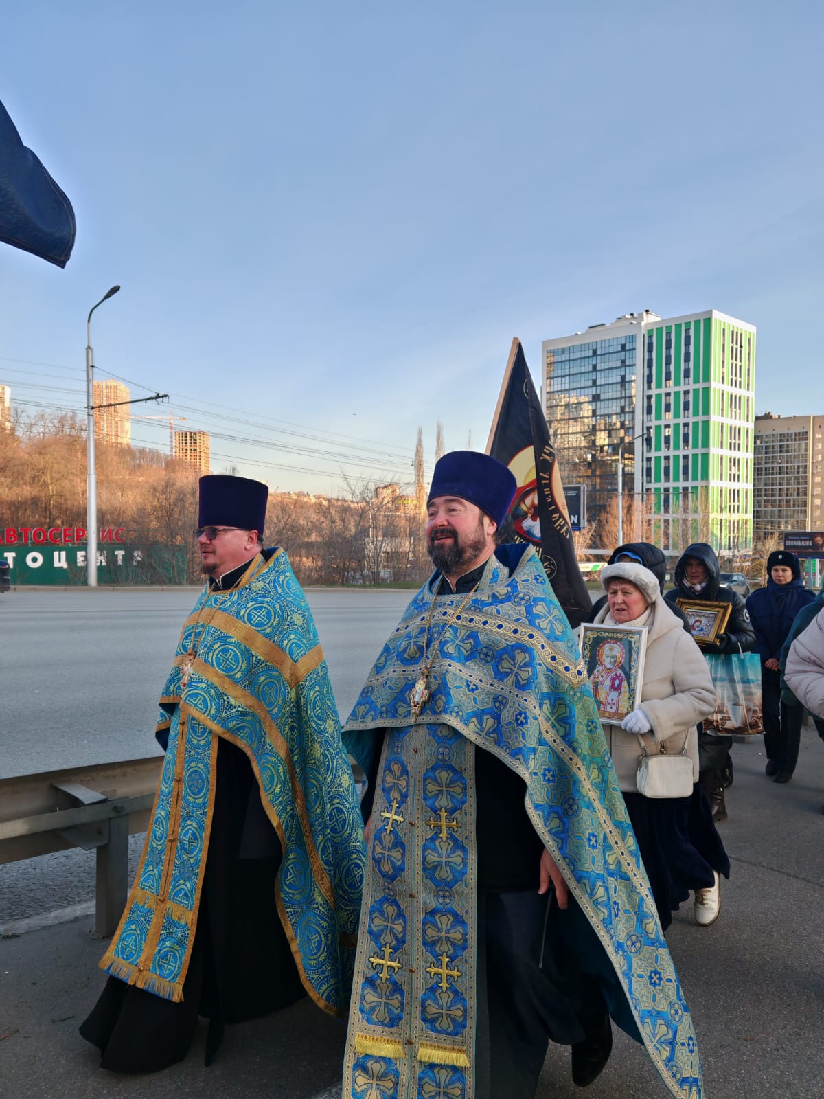 В Уфе состоялся Крестный ход в честь Казанской иконы Божией Матери и Дня народного единства: фото 6