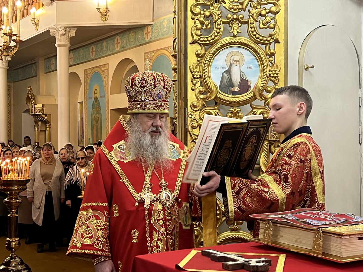 Служение митрополита Филарета в Неделю 33-ю по Пятидесятнице, по Богоявлении, и день св.мученицы Татианы: фото 5