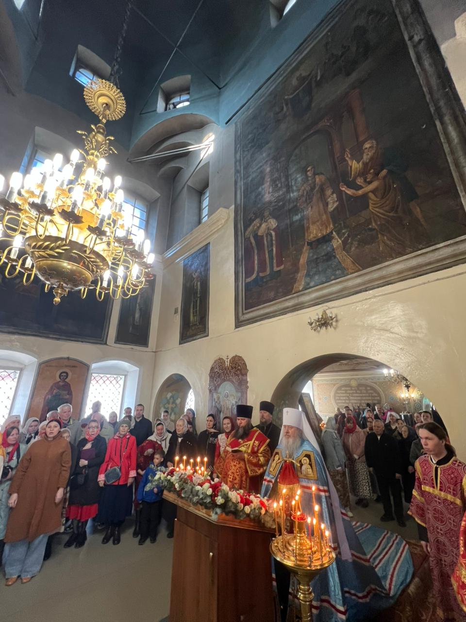 Служение митрополита Филарета в четверг Светлой седмицы: фото 4