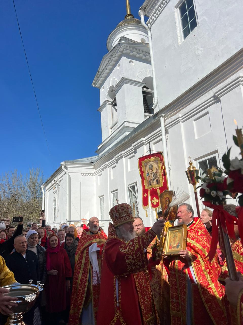Служение митрополита Филарета в четверг Светлой седмицы: фото 11