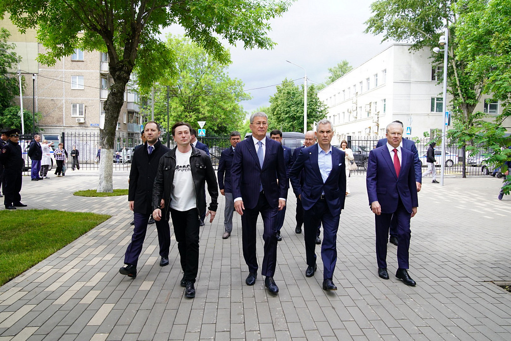 В Уфе открыли и освятили памятник хирургу и святителю Луке Крымскому: фото 1