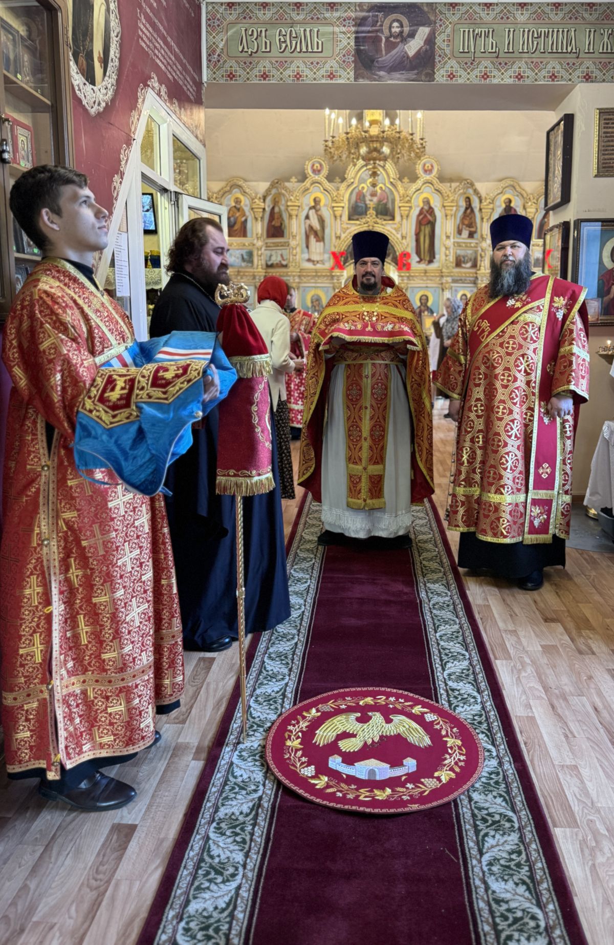 Митрополит Филарет возглавил престольный праздник Георгиевского храма г. Уфы: фото 2
