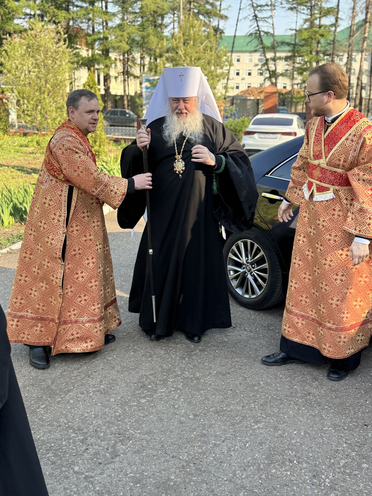 Митрополит Филарет возглавил престольный праздник Георгиевского храма г. Уфы: фото 3