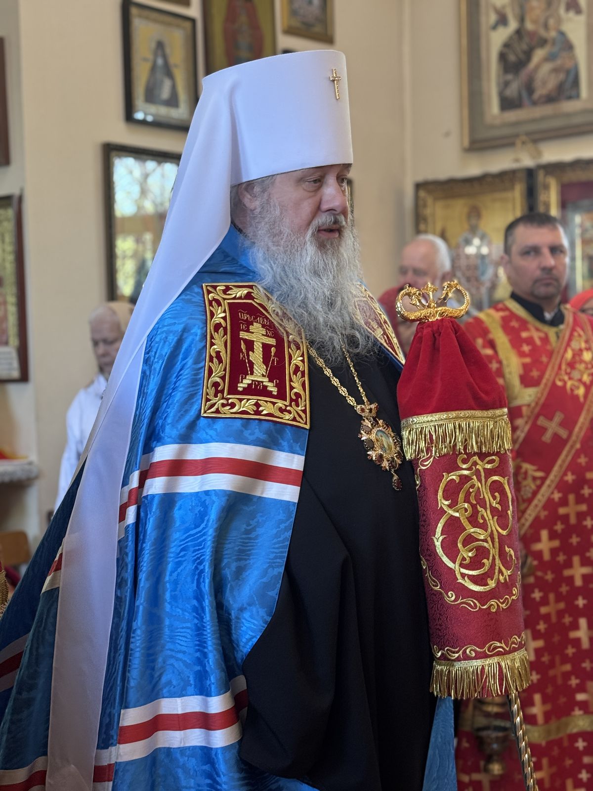 Митрополит Филарет возглавил престольный праздник Георгиевского храма г. Уфы: фото 4