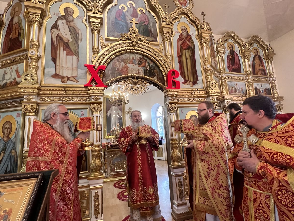 Митрополит Филарет возглавил престольный праздник Георгиевского храма г. Уфы: фото 9
