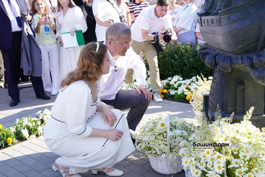 Республиканский фестиваль к Дню семьи, любви и верности под покровительством святых Петра и Февронии прошел в Бирске: фото 6